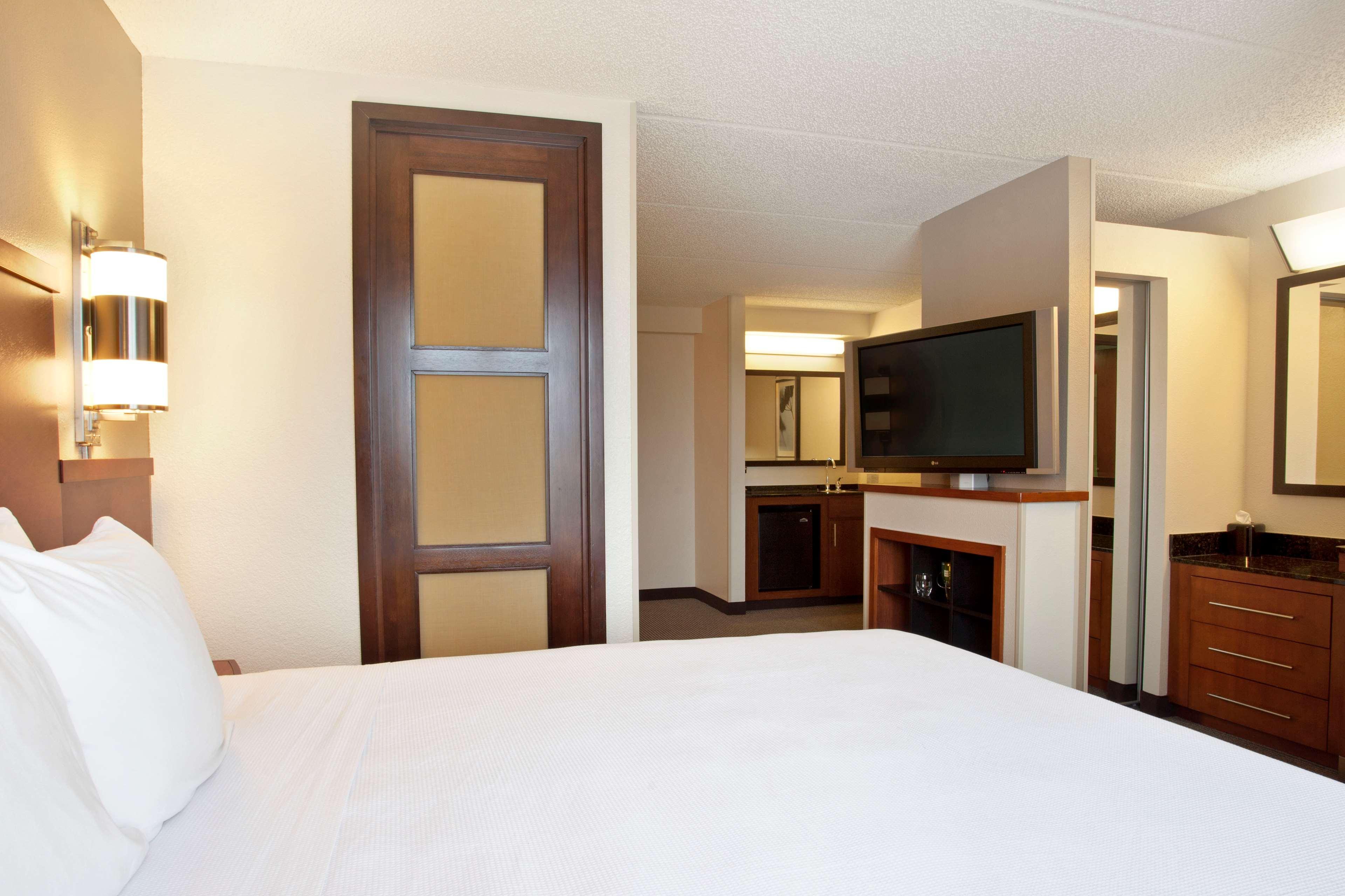 Hyatt Place Across From Universal Orlando Resort Dış mekan fotoğraf
