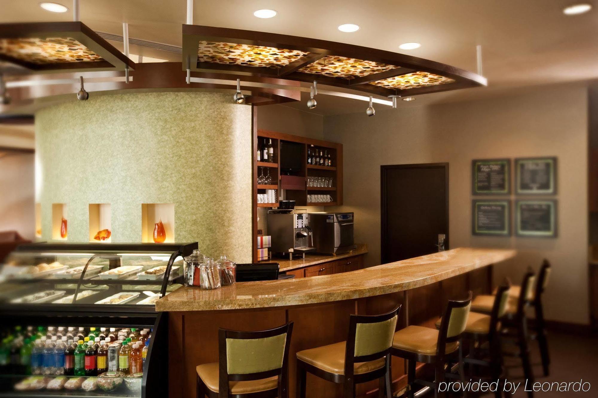 Hyatt Place Across From Universal Orlando Resort Restoran fotoğraf