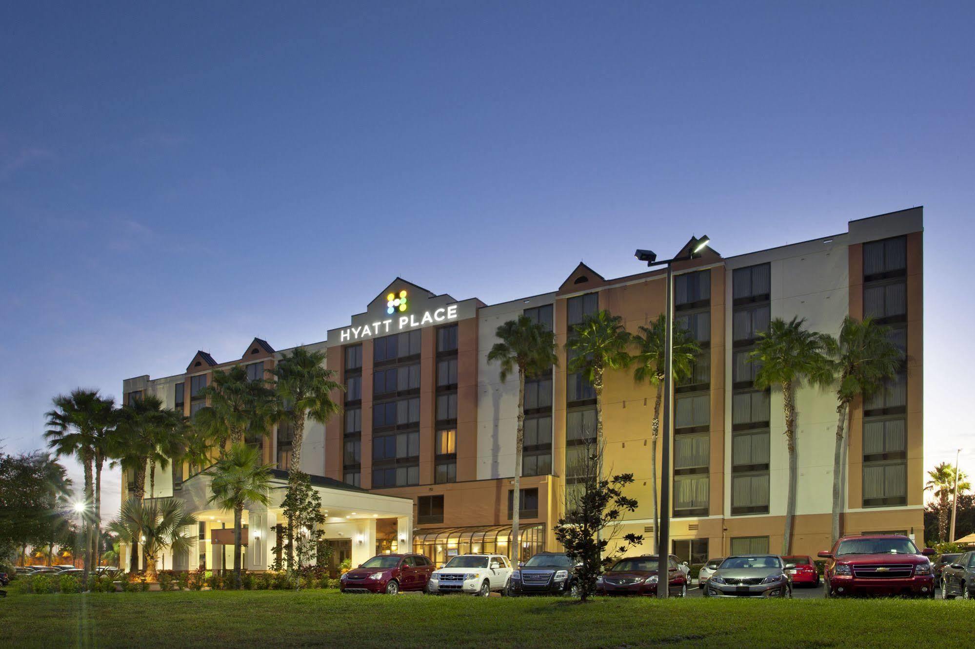 Hyatt Place Across From Universal Orlando Resort Dış mekan fotoğraf